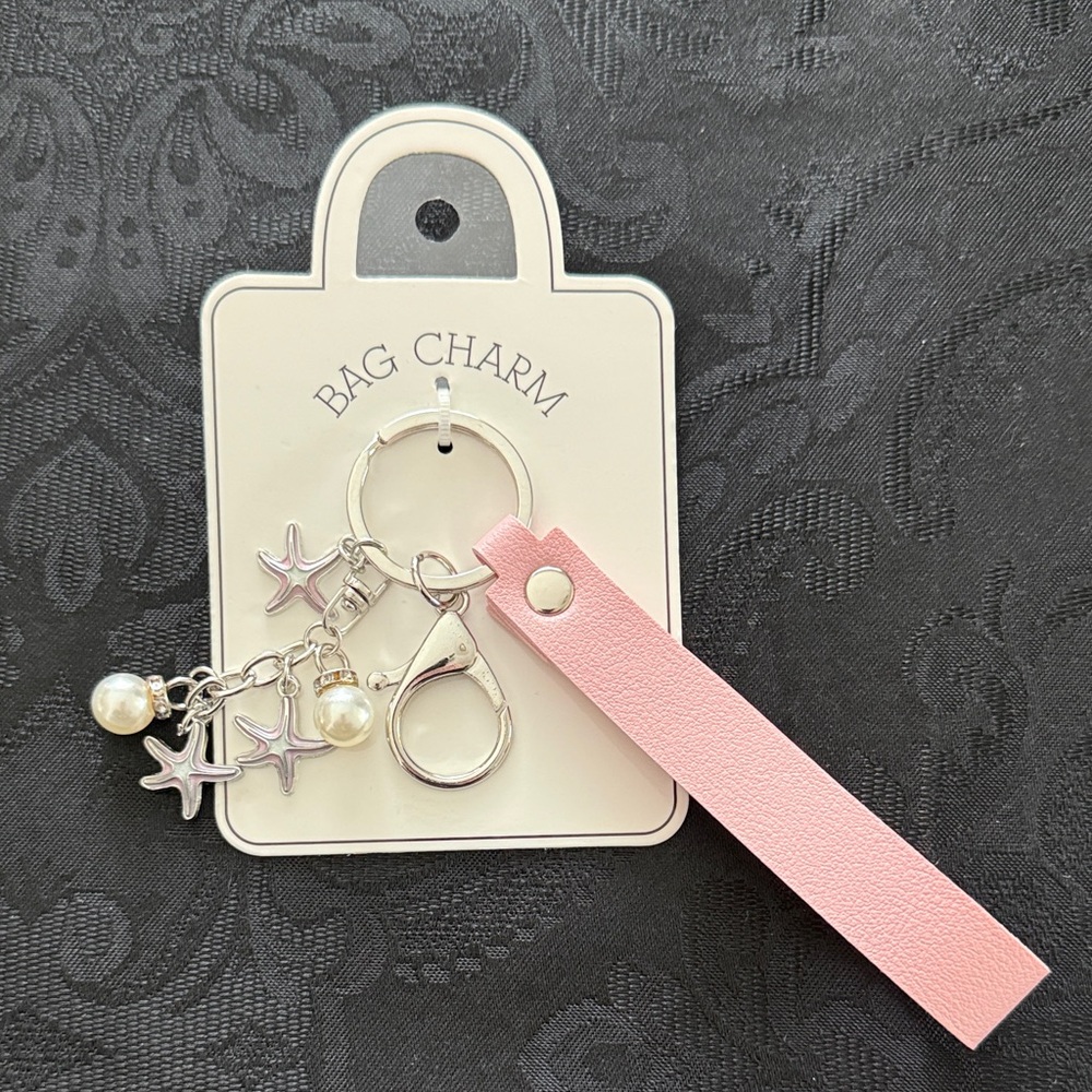 Pink Leatherette Starfish & Pearl Bag Charm Keychain